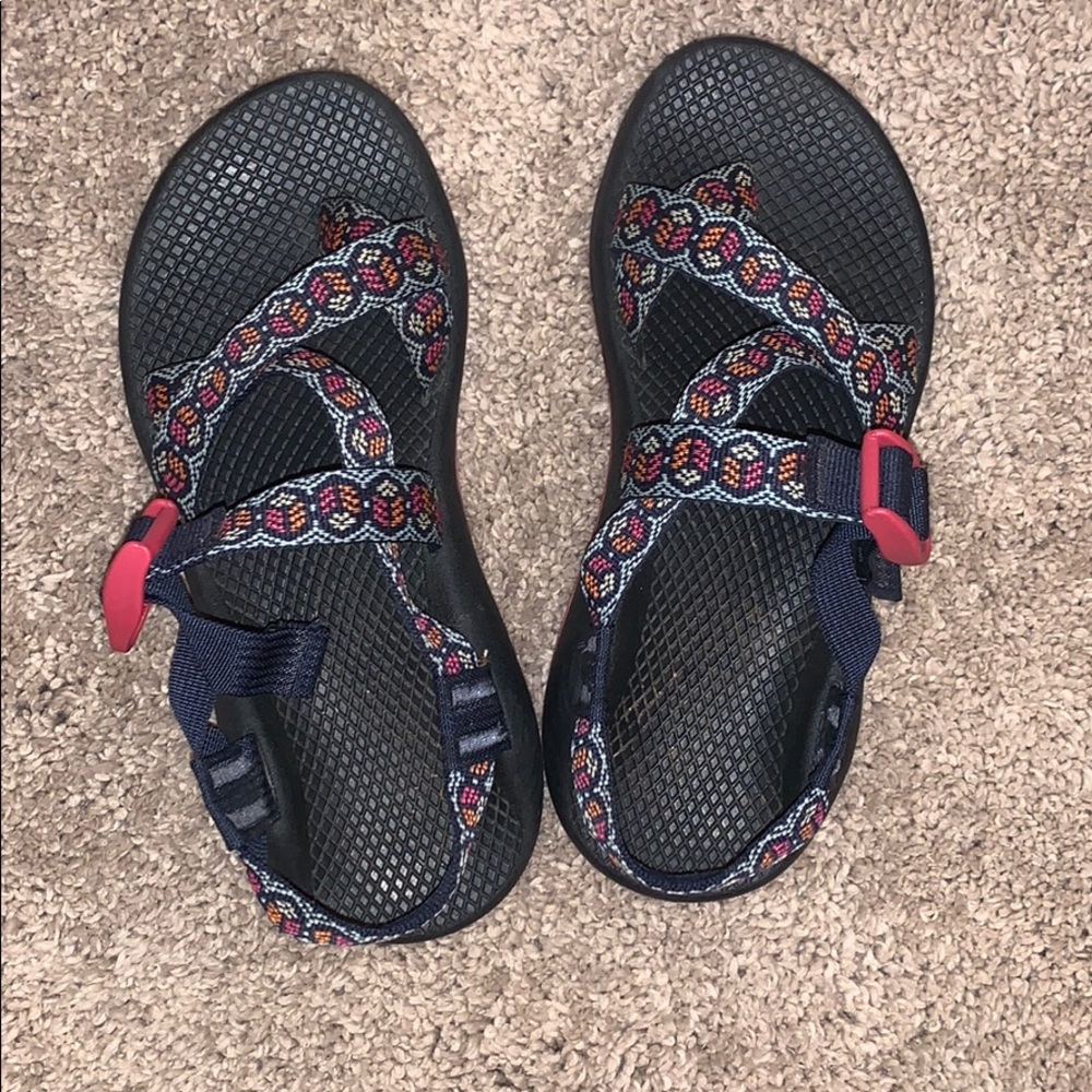 Women’s Chacos!!